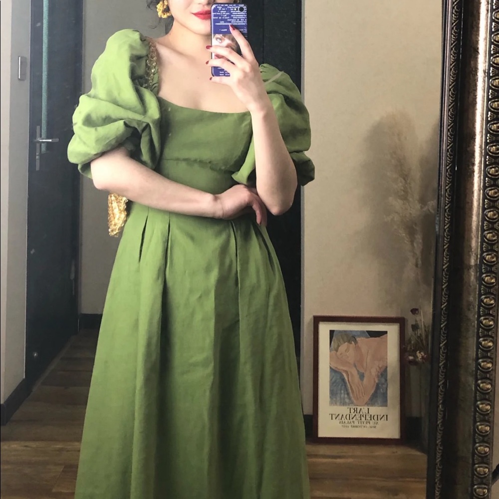 Zara Dress. Avocado green 🥑 .